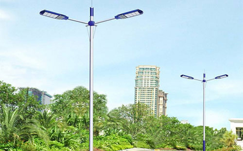 临夏太阳能路灯地脚螺栓规格：防止倾倒的关键